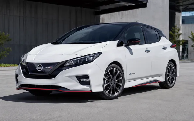 Nissan LEAF NISMO 2026: setare sportivă fără mai multă putere Nissan LEAF NISMO 2026: setare sportivă fără mai multă putere