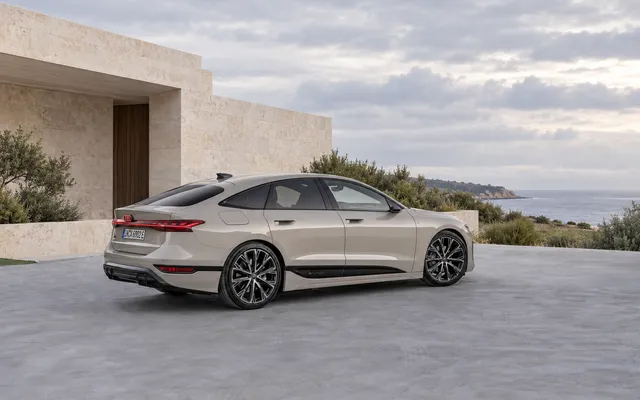 Audi A6 e-tron: ce se află în spatele recordului de 1.338 km Audi A6 e-tron: ce se află în spatele recordului de 1.338 km