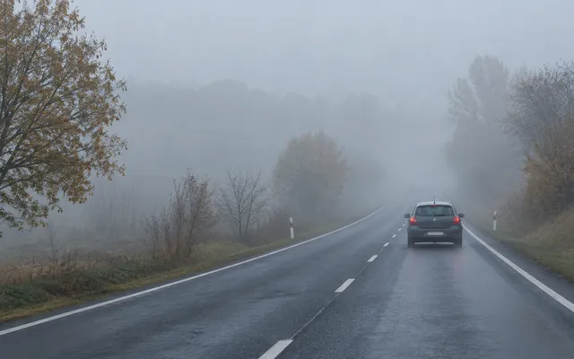 Ceață în șase județe: vizibilitate local sub 50 de metri pe 18 octombrie