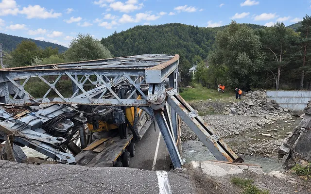 DN12A închis la Ciobănuș: rutele ocolitoare în funcție de masă DN12A închis la Ciobănuș: rutele ocolitoare în funcție de masă