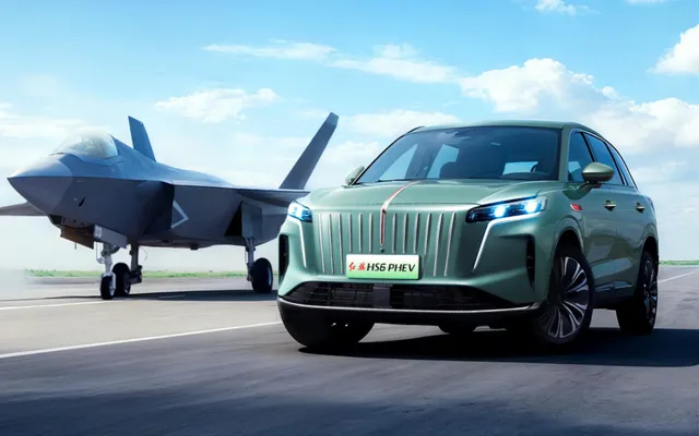 Hongqi HS6 PHEV a stabilit recordul Guinness: 2327 km Hongqi HS6 PHEV a stabilit recordul Guinness: 2327 km